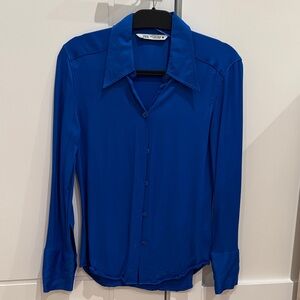 Zara Blue button down shirt size S